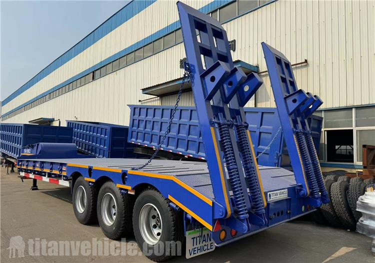 Tri Axle 60 Tone Lowbed Trailer for Sale In Benin