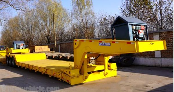 60 Ton 3 Axle Detachable Gooseneck Trailer for Sale in Nigeria