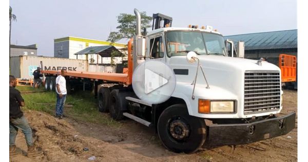 TITAN Customer Using Flatbed Semi Trailer in Nigeria
