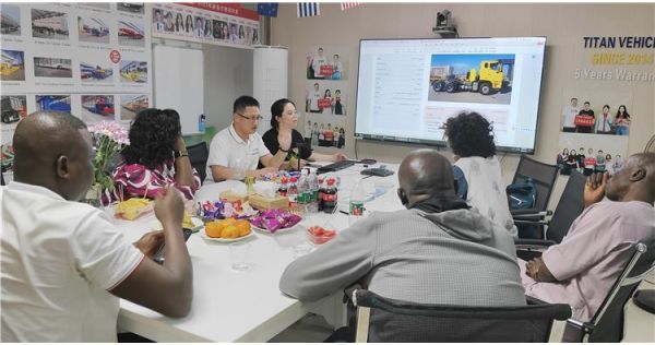 Why Nigeria Customers Buy China's Sinotruk Howo 400 Truck Head for Transporting TITAN Lowbed Trailer?