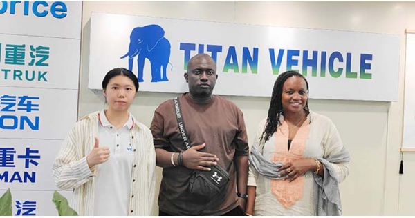 Ghanaian Customers Come to Titan Vehicle To Buy Fuel Tanker Trailers