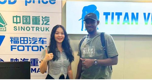 Namibia Customer Visited Titan Vehicle to Buy Low Bed Trailers