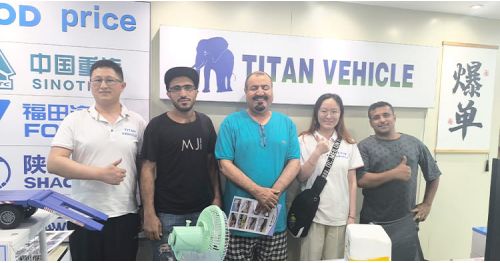 Costa Rica Customers Came to Titan to Buy Sidewall Cargo Semi Trailer