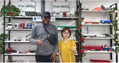 Nigerian Customer Visit TITAN to Buy 3 Axle Lowbed Trailer