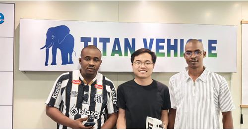 Tanzania Customers Come to Titan to Buy 45000 Liters Stainless Steel Petrol Tanker Trailer 