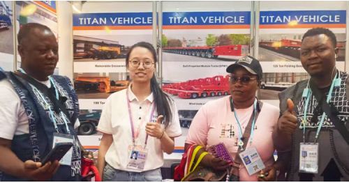 Uganda Customers Visited Titan to Buy Semi Truck Flatbed Trailer