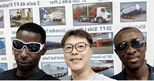 Zimbabwe Customers Visit TITAN to Buy 3 Axle 40 Foot Flatbed Trailer