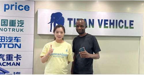 Nigerian Customer Visit TITAN to Buy 4 Axle Lowboy Trailer