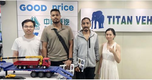 Philippine Customers Visit TITAN for 3 Axle Flatbed Trailer