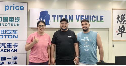 Saudi Arabia Customers Visit TITAN to Buy Oil Tanker Trailer