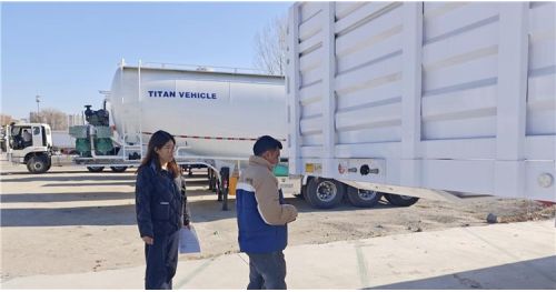 Tanzania Customers Visit TITAN to Buy 60 Ton Side Wall Trailer