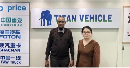 Zimbabwe Customer Come to TITAN Buy 60 Ton Cement Tanker Trailer