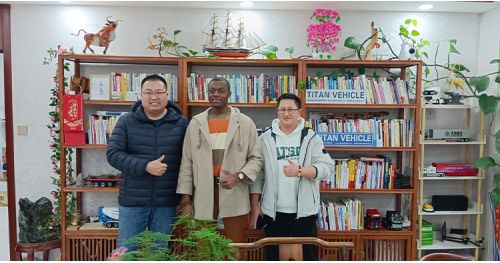 Tanzania Customer Visited TITAN to Buy Fence Cargo Semi Trailer