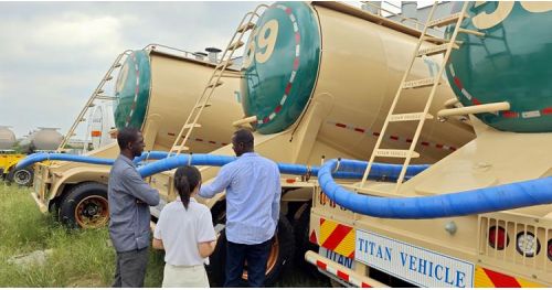 Gambian Customers Visit TITAN to Buy 4 Axle Bulk Cement Tanker Trailer