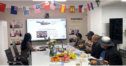 Uganda Customers Come to TITAN to Buy Low Bed Semi Trailer