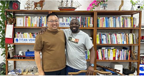 Ghana Customer Come to TITAN to Buy Lowboy Gooseneck Trailer