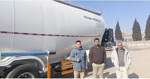 Saudi Arabia Customers Visited TITAN to Buy Bulk Cement Tank Trailer