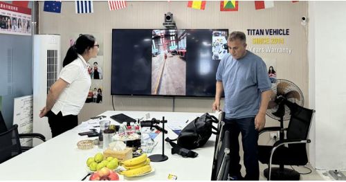 Mexican Customer Visited TITAN to Purchase Modular Trailer