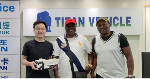Customers from Mozambique Came to TITAN to Buy Fence Semi Trailer