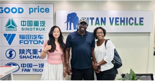 Zimbabwe Customer Visit TITAN to Buy 4 Axle Fence Cargo Trailer