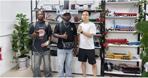 Customers from Mali Visited Our Factory to Buy the Flatbed Trailers