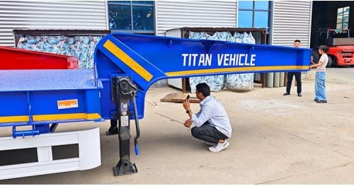 Nigerian Customers Visit Titan Vehicle and Purchase Lowbed Trailer