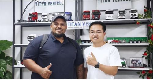 Customer from Djibouti Visit TITAN to Purchase Fence Semi Trailer
