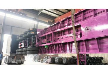 Customized Color 4 Axle 45FT Flatbed Trailer will be sent to Ghana