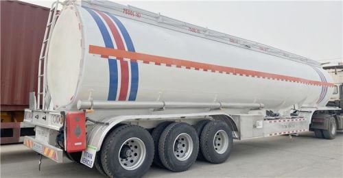 Promotion! 3 Axle 45000L Oil Tanker Trailer 2 Compartments FOB Price 19000 USD
