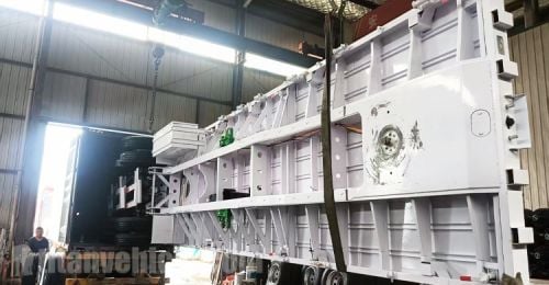 Tri Axle Truck Flatbed Trailer will be Sent to Mozambique