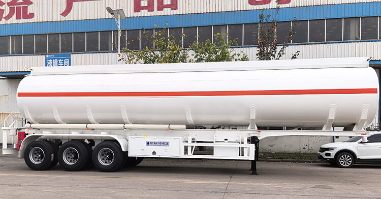 3 Axle Fuel Tanker Trailer for Sale in Burkina Faso