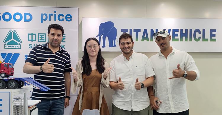 Argentine Customers Visited TITAN to Purchase Modular Trailer