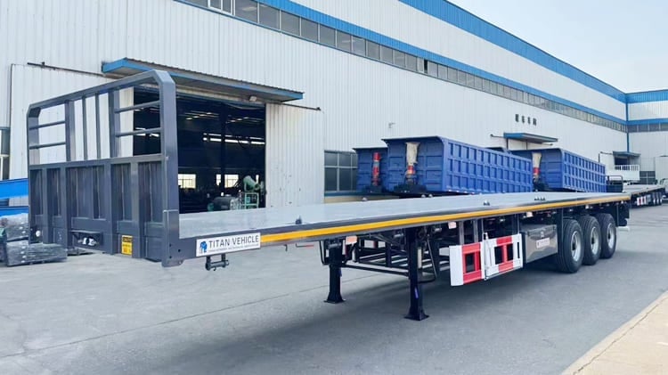 Tri Axle 40 Ft Flatbed Semi Trailer for Sale in 