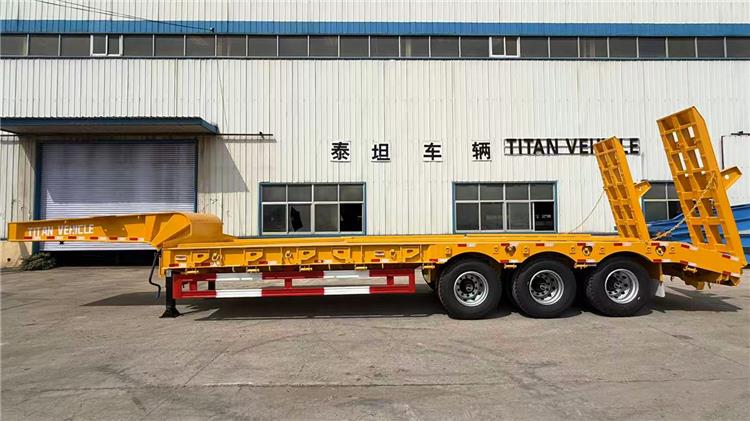 Low Bed Trailer for Sale In United Arab Emirates