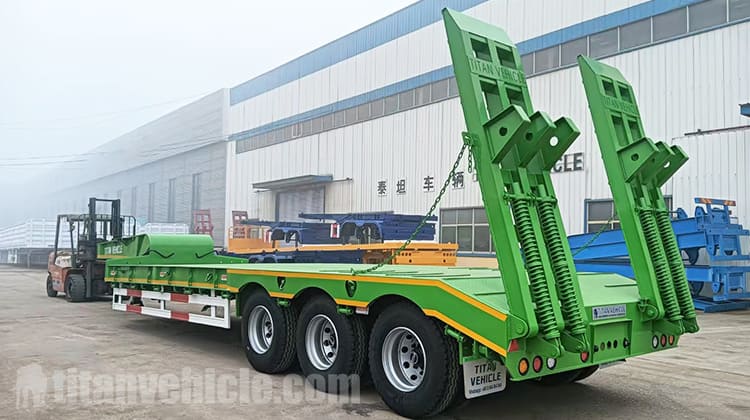 Tri Axle Semi Low Bed Trailer for Sale in Sierra Leone