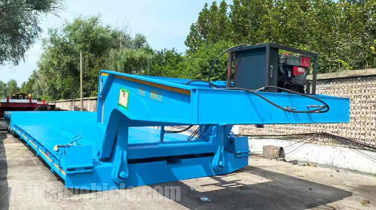 4 Line 8 Axle RGN Removable Gooseneck Trailer for Sale in Jamaica