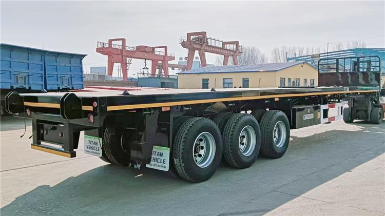 Tri Axle Flatbed Semi Trailer for Sale In Ghana