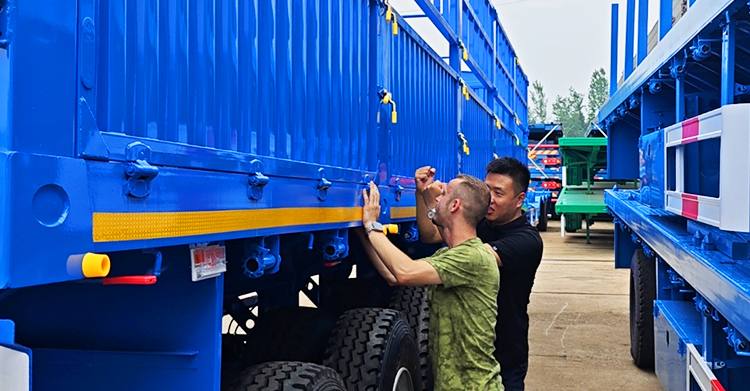 3 Axle Fence Cargo Semi Trailer for Sale in Bolivia