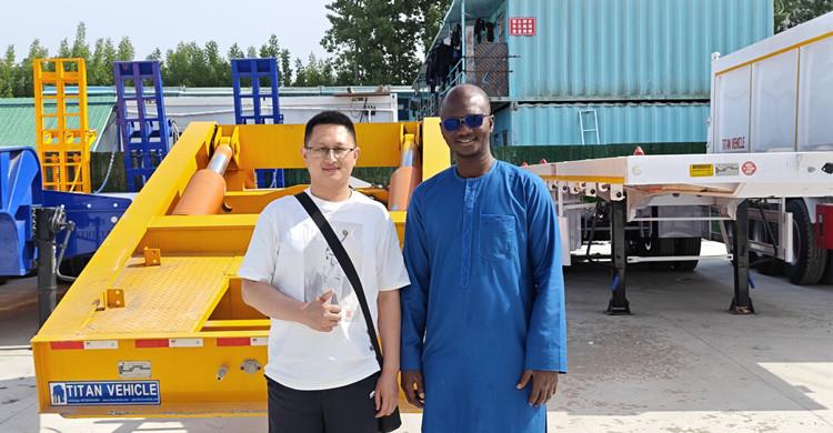 Nigerian Customers Visit TITAN to Buy Front Loader Low Bed Trailer