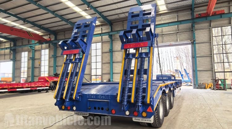Tri Axle Low Loader Trailer for Sale in Panama