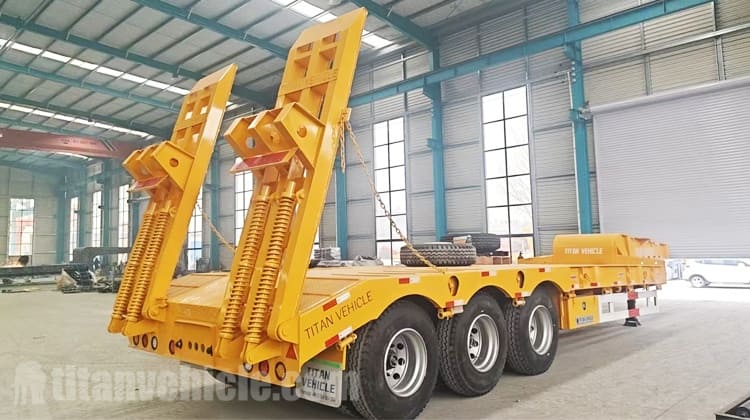 3 Axle Semi Low Bed Trailer Truck for Sale in Uganda