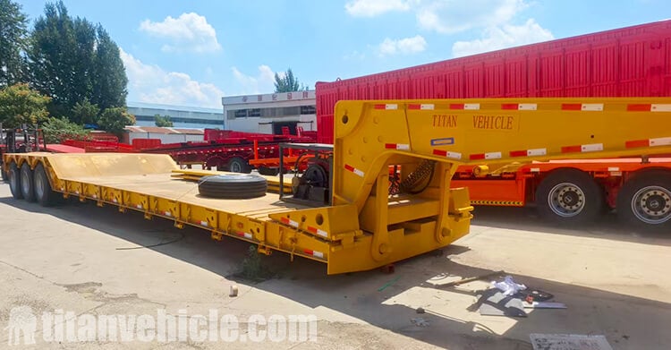 3 Axle 80 Ton Removable Gooseneck Trailer for Sale in Barbados