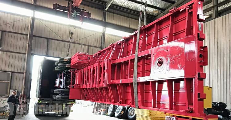 Extendable Flatbed Trailer for Sale in Senegal