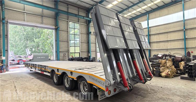3 Axle Low Loader Trailer with 3 Ladder for Sale In Ghana