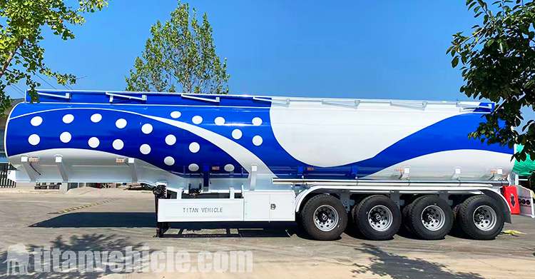 4 Axle Fuel Tanker Semi Trailer for Sale in Mali