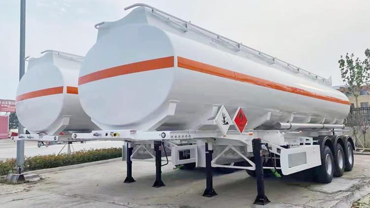 Tri Axle Oil Tanker Trailer for Sale Manufacturer