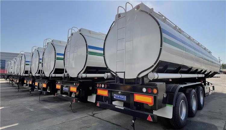 3 Axle Fuel Tank Trailer for Sale with Best price