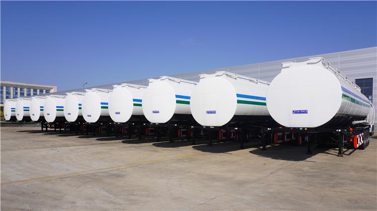 Factory Show of 45000Lts Fuel Oil Tanker Trailer