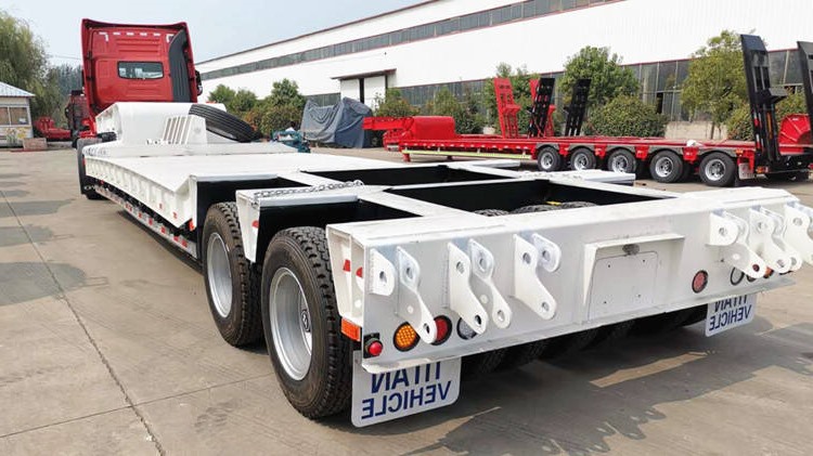 2 Line 4 Axle Low Bed Truck Trailer for Sale