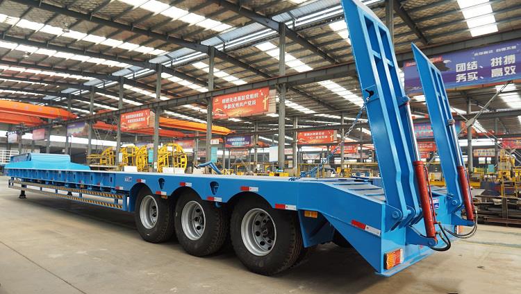 3 Axle 40Ft Low Bed Truck Trailer Dimensions for Sale in Namibia